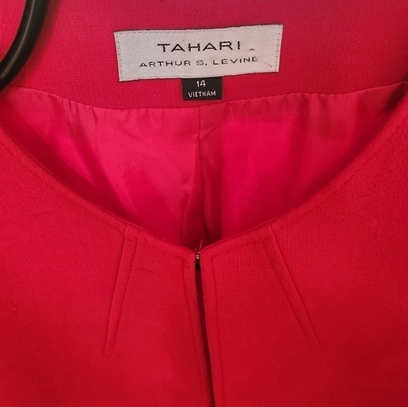 Tahari Arthur S. Levine Red Lined Sz. 14 Jacket with Pockets - Picture 4 of 10